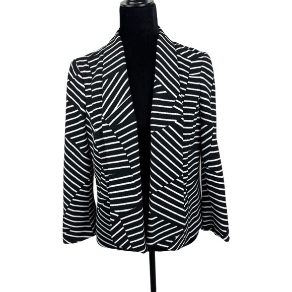 KASPER Black White Geometrical Print Open front drape detail suit jacket size 6P - Picture 1 of 12